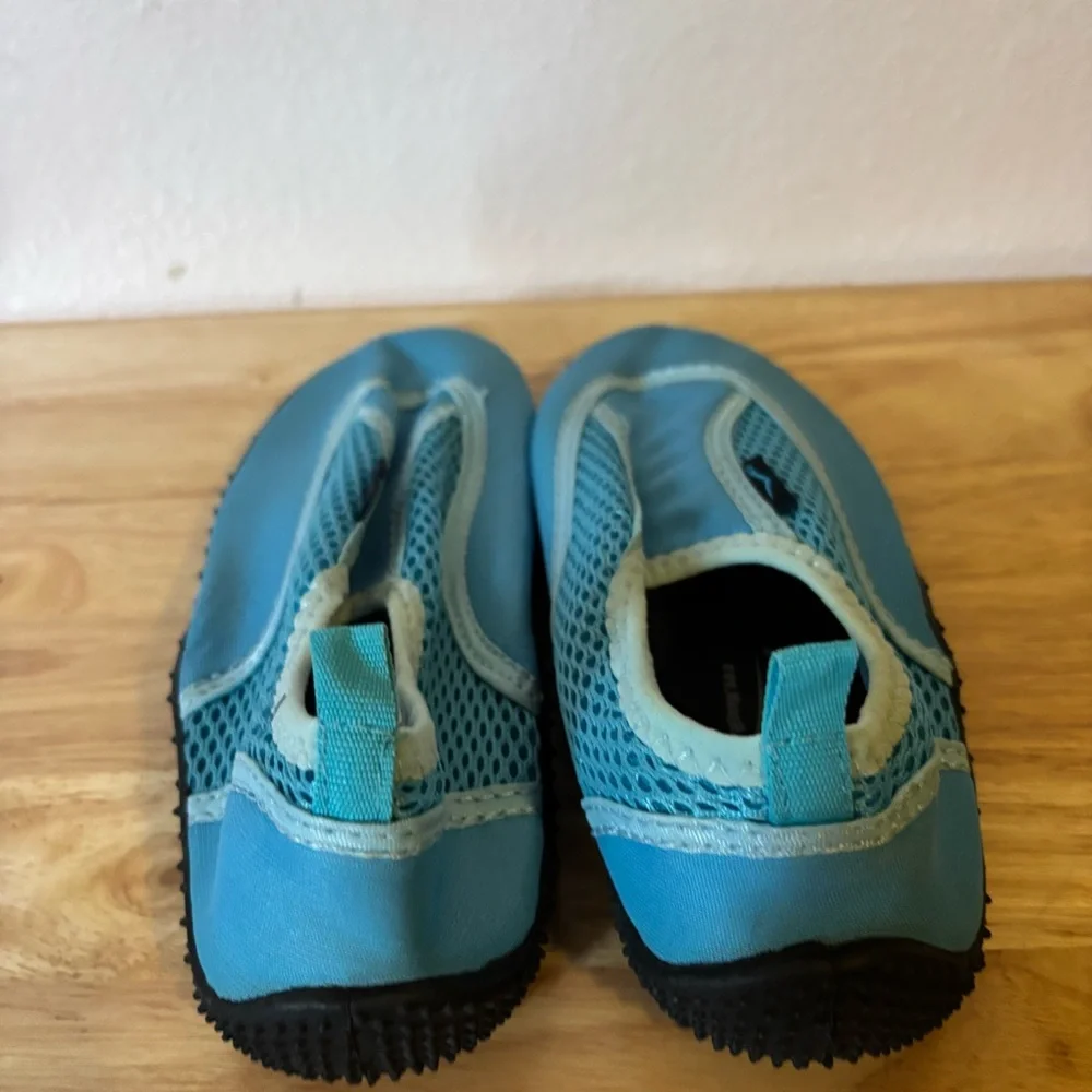 N/A light blue